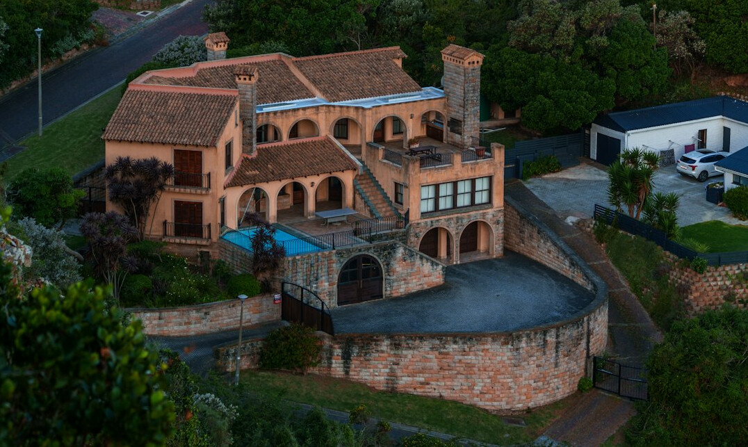 luxury outdoor terrace mansion